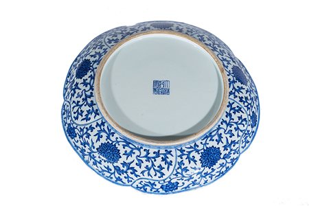 Arte Cinese Antipastiera in porcellana bianco blu dipinta con fiori di loto e...