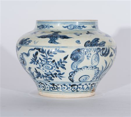 Arte Sud-Est Asiatico Vaso in ceramica bianca e blu dipinto con motivi...