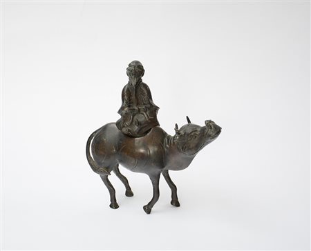 Scultura in bronzo con saggio a dorso di bufalo (difetti e mancanze)Cina,...
