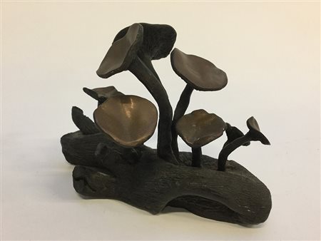 Ignoto "Funghi" scultura in bronzo (cm 24x20x15) reca firma Giorgio Gioco sul...