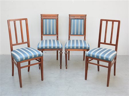 Lotto composto da due coppie sedie diverse rivestite in tessuto a righe...