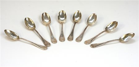 Gruppo di otto cucchiaini da tè in argento. Italia, sec. XX (gr 200 ca.)...