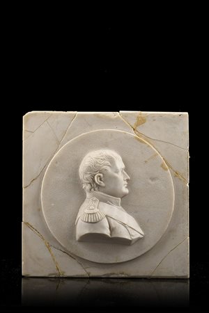 Altorilievo in marmo con effige di Napoleone di profilo, sec. XIX (cm...