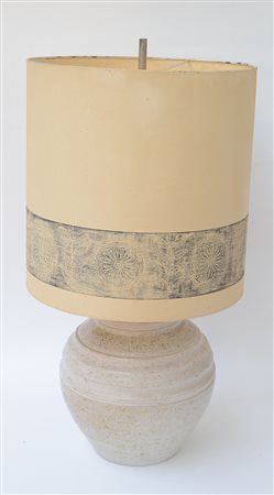 Manifattura italiana anni '60 del sec. XX, lampada da tavolo con fusto in...