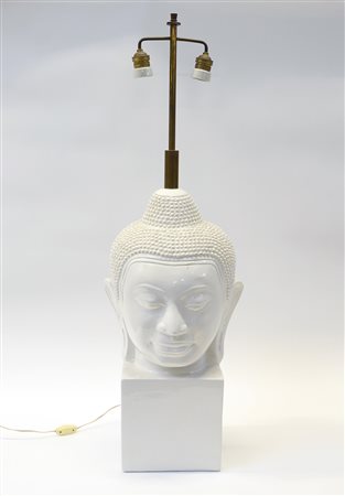 Base per lampada in ceramica bianca raffigurante testa di Buddha (h cm 95)...