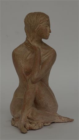 Lorenzo Cascio (Sciacca 1940)"Figura di donna seduta" scultura in terracotta...