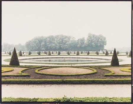 Luigi Ghirri (1943 - 1992)Versailles 1985Stampa fotografica a colori...