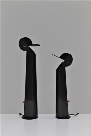 ACHILLE & PIERGIACOMO CASTIGLIONI (1918 - 2002) Due lampade da tavolo mod....