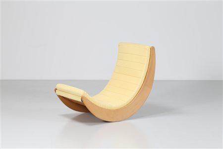 PANTON VERNER (1926 - 1998) Poltrona Relaxer in faggio curvato e tessuto, per...