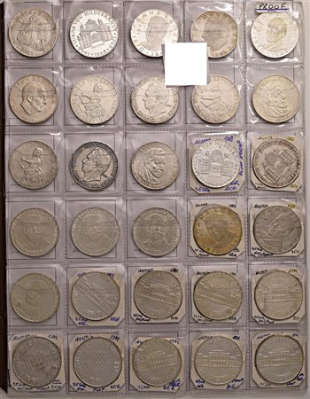 AUSTRIA. Repubblica. Album contenente 68 monete commemorative da 25 scellini...