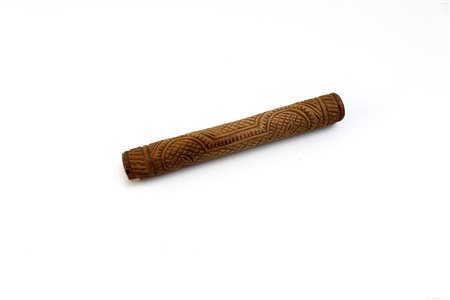 Rullo da pasticciere in legno (l cm 29 ca)-ENA carved wooden rolling pin (l...