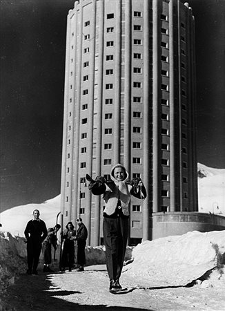 Riccardo Moncalvo (1915 - 2008) Sestriere, Torre Duchi d'Aosta, anni 1950...