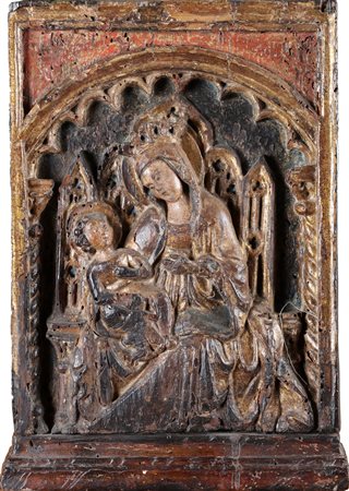 SCUOLA VENETO CRETESE DEL XVI SECOLO Madonna con bambino in trono in legno...
