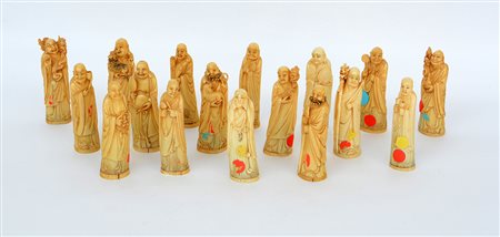 Diciassette figure in avorio di monaci e divinità Cina, sec. XX (h. 12 cm.)...