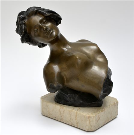 Giuseppe Renda (Polistena 1859 - Napoli 1939) "Busto femminile" scultura in...