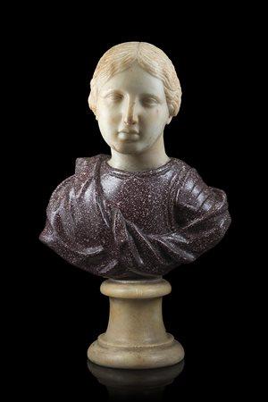 Scultore del secolo XVIII. Busto di figura femminile in vesti classiche in...