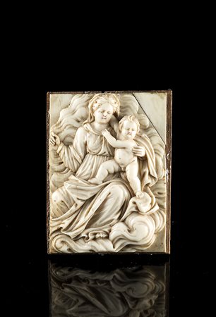 Arte dell'inizio del secolo XIX "Madonna con Bambino" altorilievo in avorio...