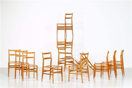 PONTI GIO' (1891 - 1979) Dodici sedie in frassino mod. Leggera, produzione...
