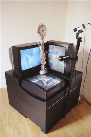 NAM JUNE PAIK (1932-2006) Tv Clock 1990-1991Tv monitor, orologio, telecamera...