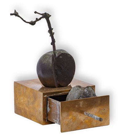 ALIK CAVALIERE (1926-1998)Senza TitoloScultura in bronzo cm 24x13,5x30Firma...