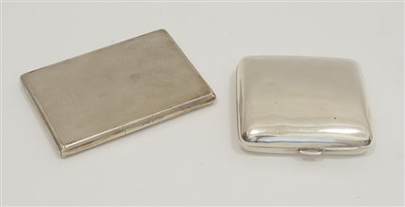Due portasigarette in argento. Birmingham, secolo XX (g 290 ca) (lievi difetti)