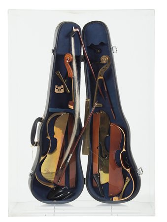 Fernandez Arman (1928-2005), Senza titolo, 2000 parti di violino in legno e...