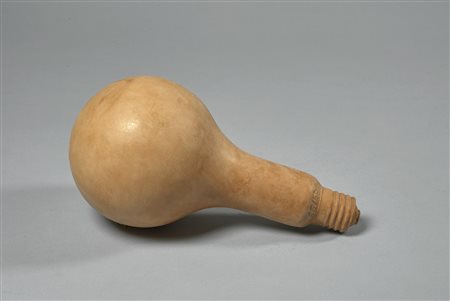 HARLOFF GUY (1933 - 1991) The lightbulb. Terracotta. Cm 13,00 x 26,00. 45/99....