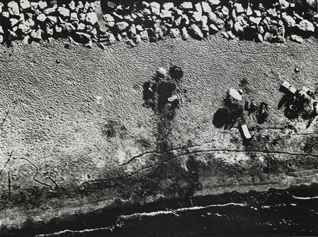 GIACOMELLI MARIO (1925 - 2000) Senza titolo. fotografia bianco e nero. Cm...