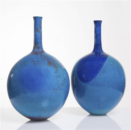 Carlo Zauli (Faenza 1926 - 2002), Coppia di vasi in maiolica blu, Anni ‘60....