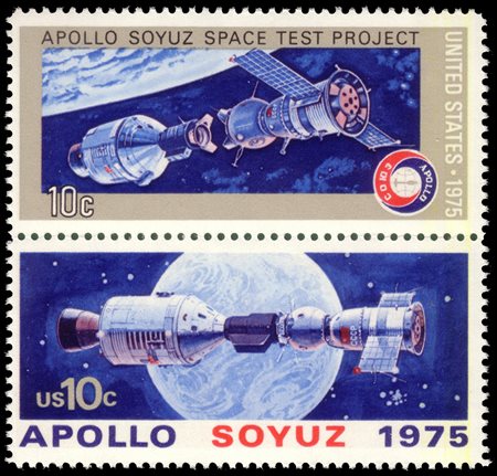 STATI UNITI 1975Varietà. 10+10c. "Apollo-Soyuz azzurro"ProvenienzaCollezione...