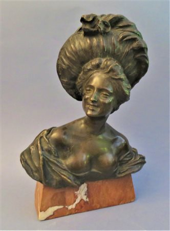 SCULTURA "Figura di dama con cappello" Bronzo cm 21,5