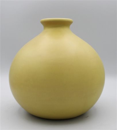 GIOVANNI GARIBOLDI (1908 - 1971) "Vaso" Ceramica smaltata. Marchio della...