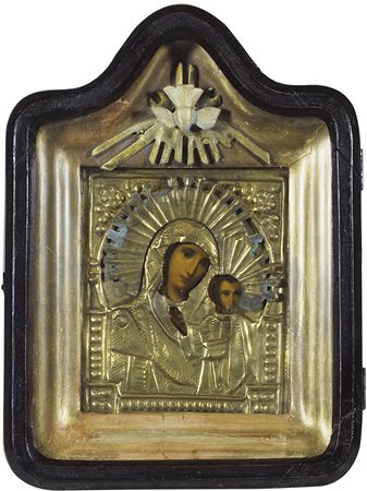 Icona dipinta su tavola raffigurante Madre di Dio di Kazan con riza in...
