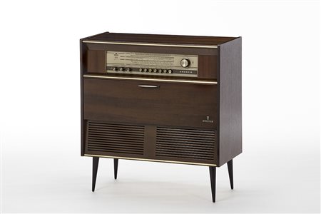 Grundig Mobiletto radio giradischi. Germania, anni '60. Legno di mogano...