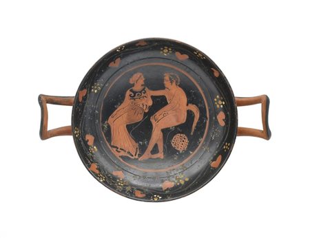 KYLIX ATTICA A FIGURE ROSSE DATAZIONE: fine V sec. a.C. MATERIA E TECNICA:...