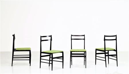 MANIFATTURA ITALIANA Quattro sedie. Legno e tessuto. Cm 41,00 x 83,00 x...