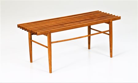 MANIFATTURA ITALIANA Tavolino. Legno. Cm 100,00 x 43,00 x 37,00. Base e piano...