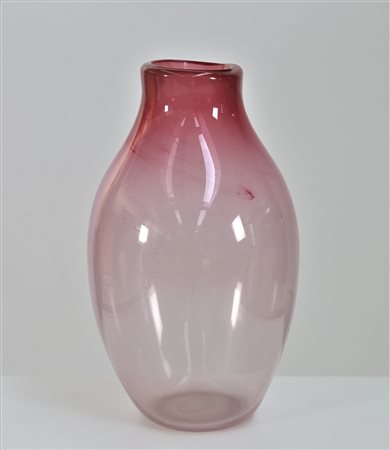 SEGUSO ARCHIMEDE (1909 - 1999) Grande vaso. Vetro di Murano. Cm 26,00 x...