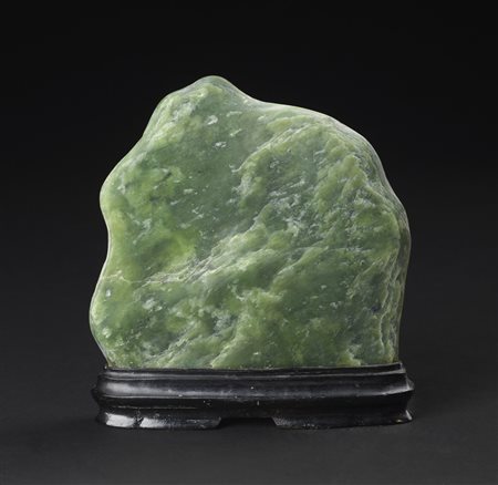 Arte Cinese  A jade scholar rock (gongshi)China, 19th century .