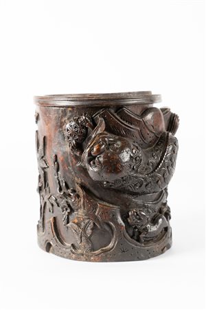 Arte Cinese  A wooden brush holder (bitong) carved with a pho dog and the ball China, 19th century .