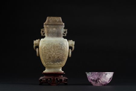 Arte Cinese  A fluorite cup and a jade vase carved with archaic motifsChina.