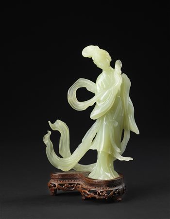 Arte Cinese  A jade figure of a lady China, 20th century .