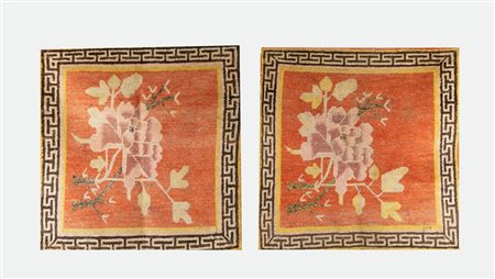Arte Himalayana  A pair of carpets with peonies Tibet, early 20th century .