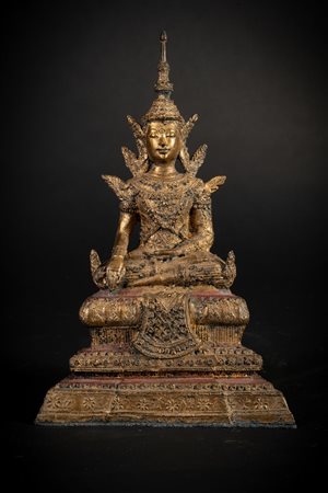 Arte Sud-Est Asiatico  A gilded lacquered Buddha figure in the Rattanakosin style Thailandia, 19th century .