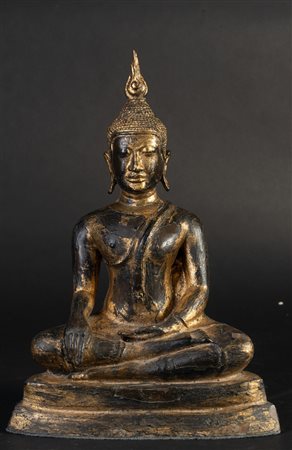 Arte Sud-Est Asiatico  A Sukhotai style gilt bronze Buddha figure Burma, 19th century .