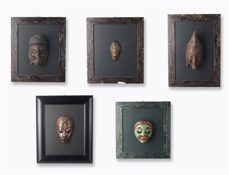 Arte Sud-Est Asiatico  A collection of five Balinese wooden masks Indonesia, 19th century .