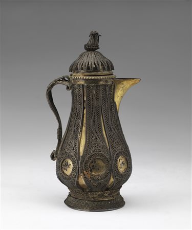 Arte Islamica  Ottoman silver filigree coffee jugTurkey, 18th century .