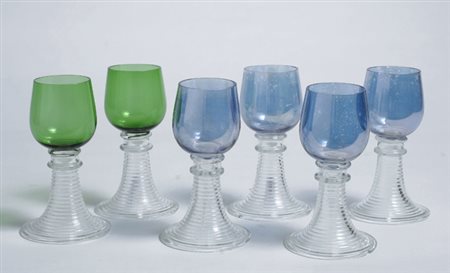 Sei bicchieri in vetro colorato, prima metà XX sec. € 300/400