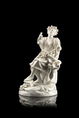 Manifattura veneta, secolo XVIII. Figura allegorica in porcellana bianca (h. cm