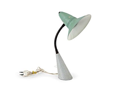 LAMPADA Lampada da tavolo in metallo laccato con vernice raggrinzante. Base...
